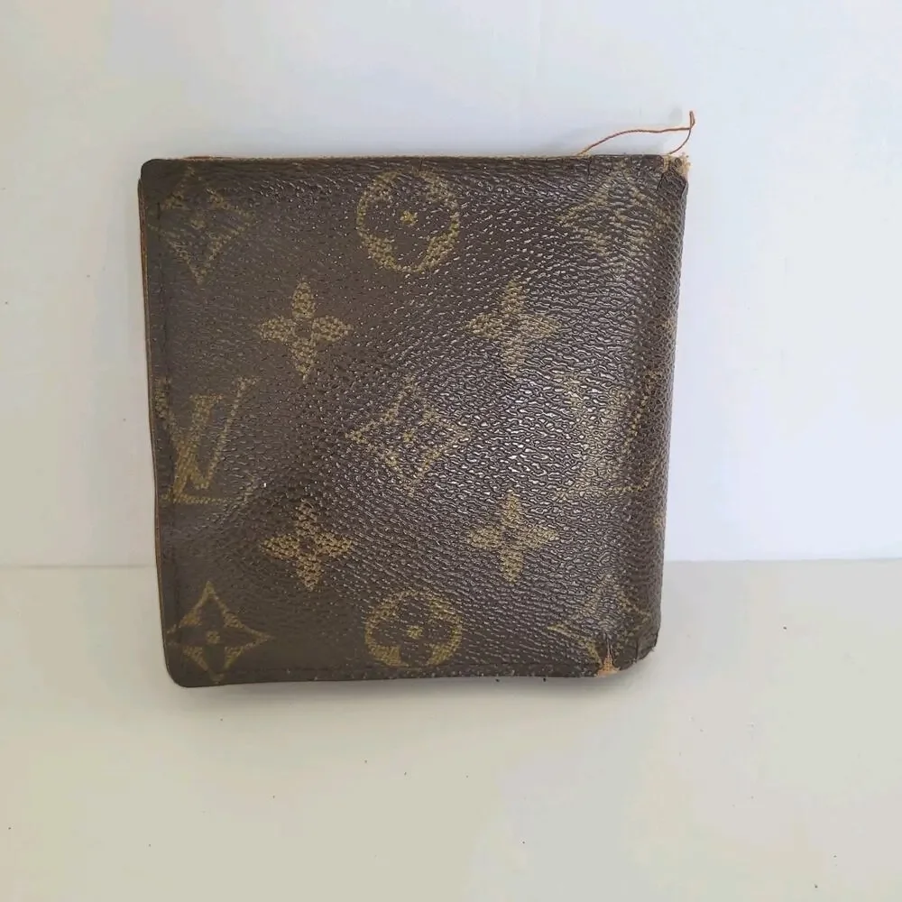 Vintage Louis Vuitton Men's LV Brown Bi-Fold Leather Wallet Monogram Classic